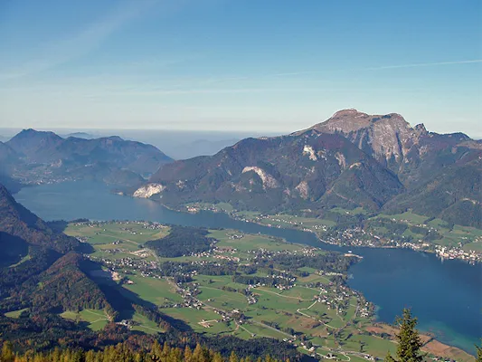 Rundflug über die Salzkammergutseen