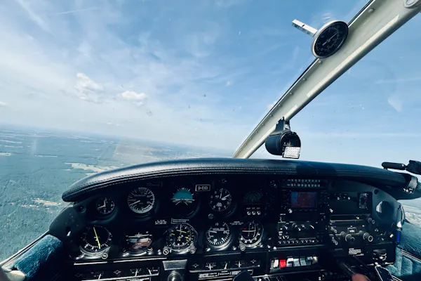 Exklusiver und individueller Rundflug über Berlin