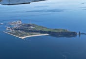 Tagesausflug nach Helgoland – mitfliegen und das Rote Felsenparadies erleben!