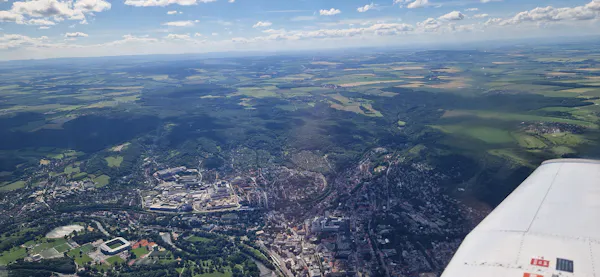 Im Privatflugzeug von Berlin nach Erfurt in 1:30h