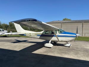 Cessna 182