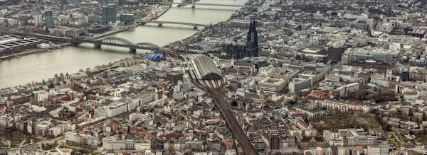 Rundflug über Köln, Düsseldorf, Leverkusen
