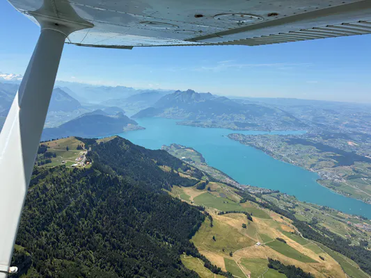 Spektakulärer Alpenrundflug: Pilatus (2 Pax, EUR)