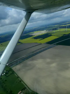 Innovativ zu gestalteter Flug 