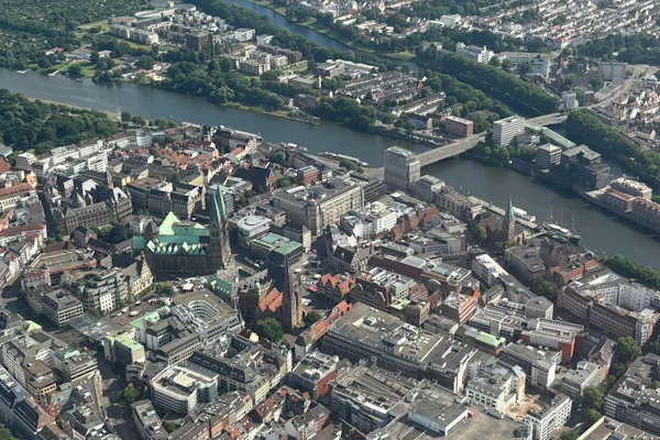 Rundflug über Bremen & Umland