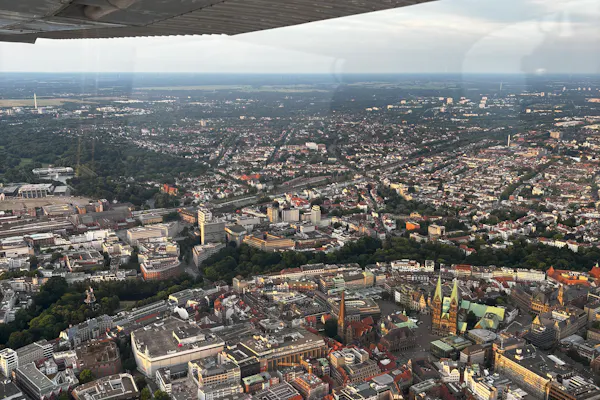 Rundflug über Bremen, Bunker Valentin & Delmenhorst