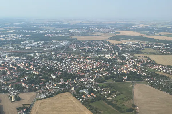 Kurzer Flug von Taucha nach Altenburg
