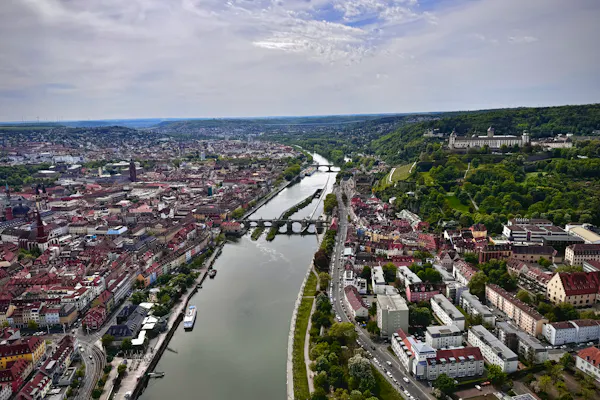 Hubschrauberrundflug über Würzburg🚁