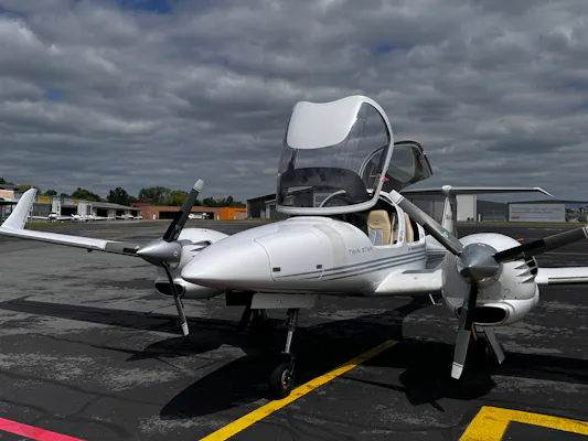 Beliebiger Streckenflug innerhalb Europa (x2 Engine Flugzeug)
