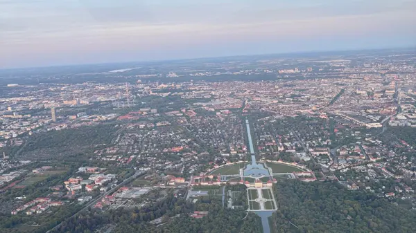 München, Starnberger See & Chiemsee aus der Luft