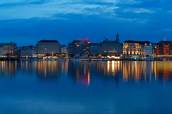 Nach Hamburg und zurück für drei Passagiere