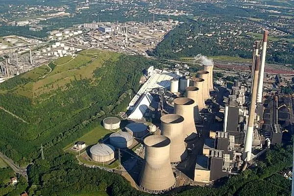 1h Rundflug wahlweise über das Ruhrgebiet, Düsseldorf/Köln, oder den Niederrhein/Nordeifel