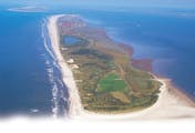 Nordseeküste aus der Vogelperspektive und ein Tag am Strand