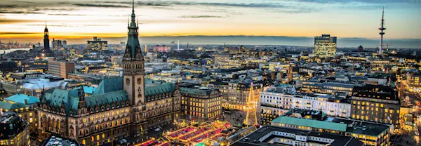 Heli-Rundflug um die Hansestadt Hamburg