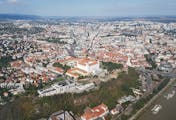 Rundflug über Bratislava