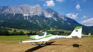 Aquila A210
