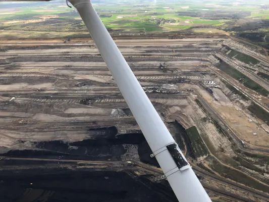 Dom Rundflug über Köln und Aachen bis zum Nürburgring